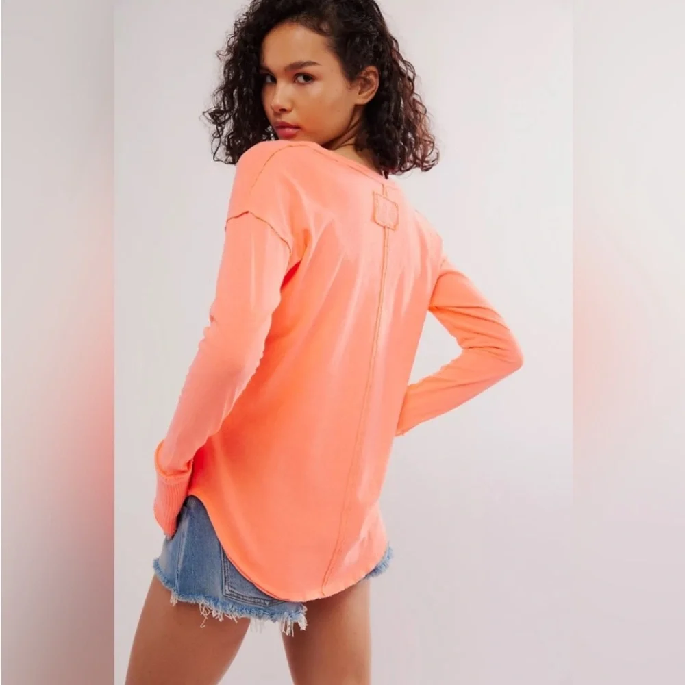 🧡NWOT FREE PEOPLE COASTAL CRUISING LONG SLEEVE - Picture 3 of 13